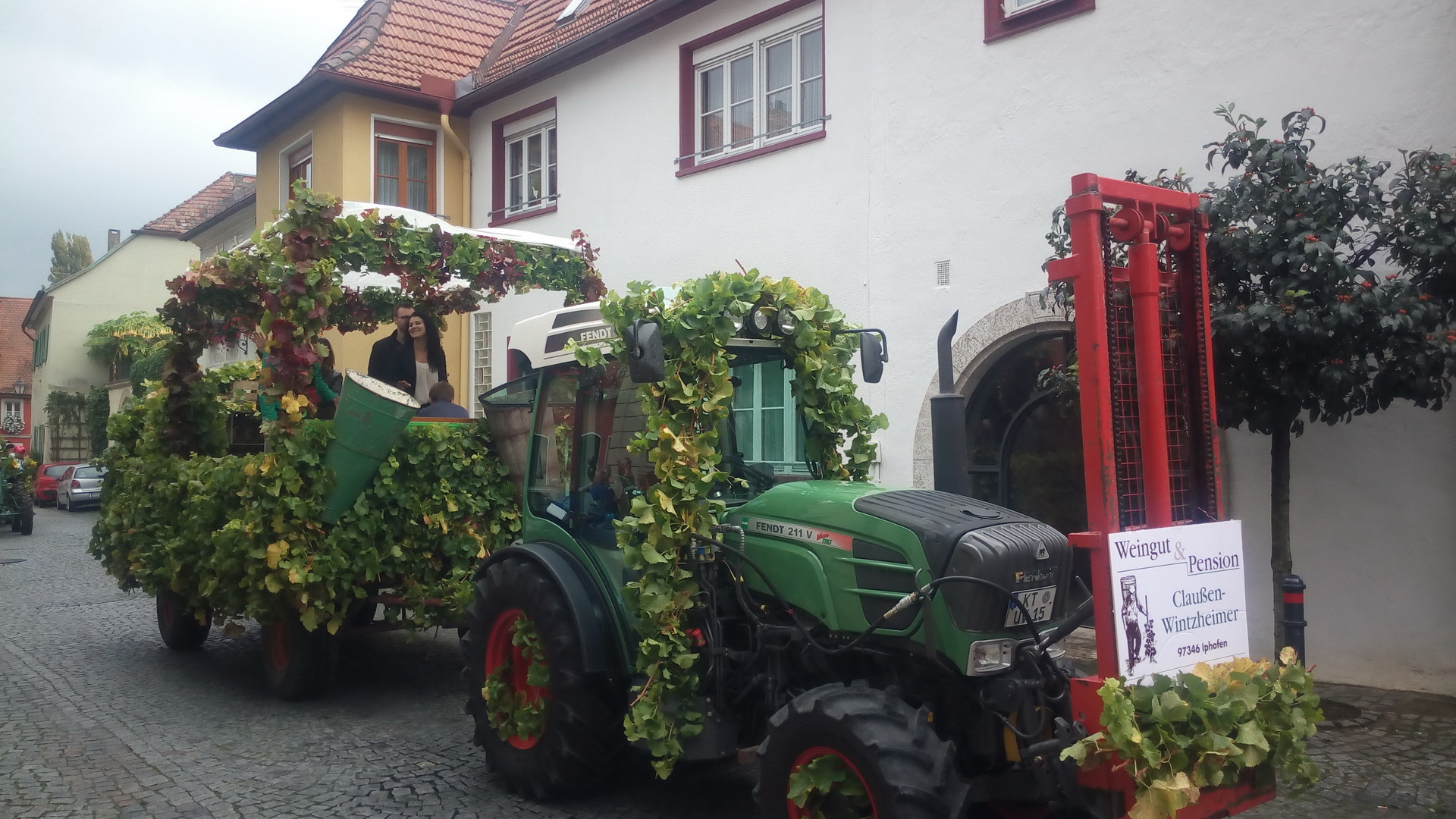 Iphofen Festzug zur letzten Fuhre